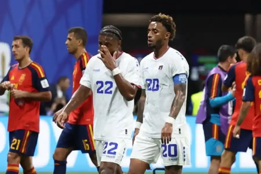 Cape Verde vs Spanyol: Debutan Piala Dunia Sukses Redam Kandidat Juara Eropa Spanyol gagal mendominasi laga perdana, Cape Verde yang tampil heroik dengan hasil imbang 0-0 (sumber foto: facebook @federacaocaboverdianafutebol)