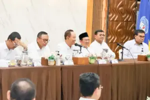 Sekolah Pascasarjana UNAIR menegaskan komitmen kepemimpinan kolaboratif melalui penandatanganan Kontrak Kinerja 2026.