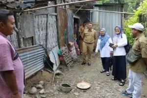 FKH UNAIR Inisiasi Desa Binaan Peternakan Bebek di Bojonegoro, Dorong Program Pengmas Berkelanjutan FKH UNAIR menginisiasi desa binaan peternakan bebek di Bojonegoro melalui program pengabdian masyarakat berkelanjutan berbasis edukasi dan pendampingan.