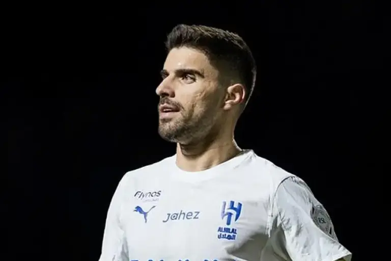 Al Hilal Bangkit di Babak Kedua, Tundukkan Neom SC 2-1 di Saudi Pro League Rúben Neves Al Hilal (sumber foto: facebook @AlhilalFC)