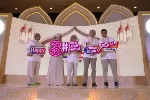 Tri Ajak Anak Muda Gunakan Teknologi dengan Bijak saat Ramadan, Hadirkan Paket 65GB dan Bonus Vidio Platinum Tri ajak anak muda ambil #PilihanBijak saat Ramadan dengan paket 65GB, bonus Vidio Platinum, dan promo spesial di aplikasi bima+.