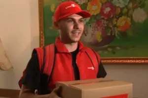 Rayakan 13 Tahun, Lion Parcel Hadirkan Promo 13.13 dan Perkuat Layanan Jelang Ramadan 2026 Lion Parcel merayakan 13 tahun perjalanan dengan promo 13.13 dan penguatan layanan logistik untuk menghadapi lonjakan pengiriman Ramadan 2026.