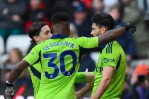 Fulham menang 3-1 atas Sunderland. Raul Jimenez cetak dua gol dan akhiri tren negatif di Premier League 2025-2026.