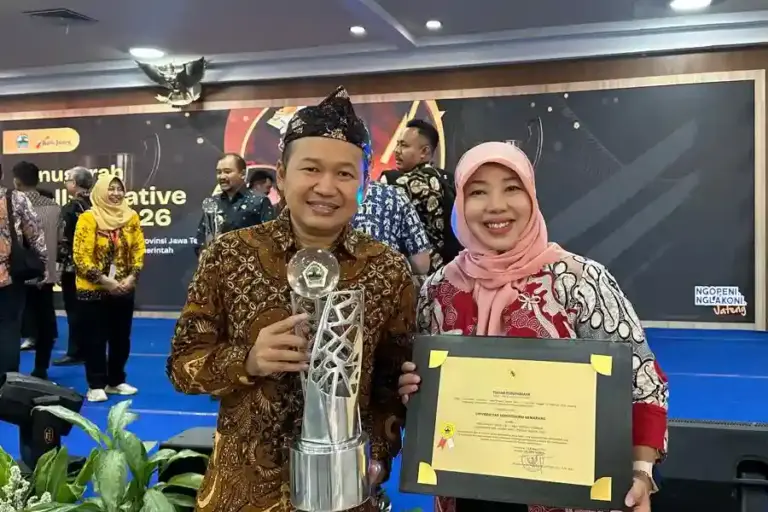 Universitas Diponegoro Raih Collaborative Award 2026, Terbaik Se-Jawa Tengah dalam Sinergi Pembangunan UNDIP raih Collaborative Award 2026 sebagai perguruan tinggi terbaik se-Jawa Tengah berkat inovasi riset dan kolaborasi pembangunan daerah.