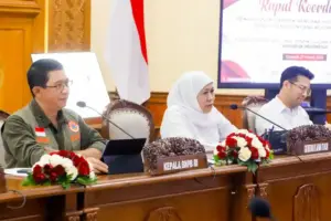 Jatim Siaga Kekeringan 2026, Khofifah dan BNPB Siapkan Strategi Jaga Produksi Pangan Nasional Pemprov Jatim dan BNPB siapkan strategi hadapi kekeringan 2026, targetkan produksi pangan tetap stabil meski ancaman El Nino meningkat.