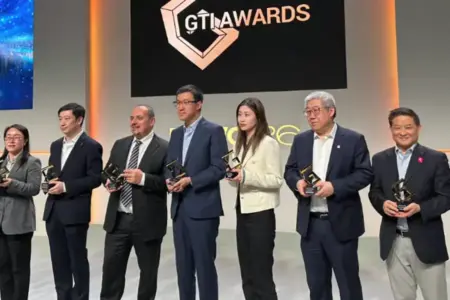 Telkomsel Raih Penghargaan Global di MWC 2026, Bukti Nyata 5G Dorong Industri 4.0 di Indonesia Telkomsel raih penghargaan global di MWC 2026 atas implementasi 5G di industri manufaktur Indonesia bersama Pegatron di Batam.