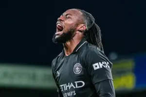 Tundukkan Leeds United 1-0, Gol Semenyo Jaga Tekanan di Puncak Klasemen Manchester City menang tipis 1-0 atas Leeds United lewat gol Antoine Semenyo. City dominan penguasaan bola dan kokoh di lini belakang.