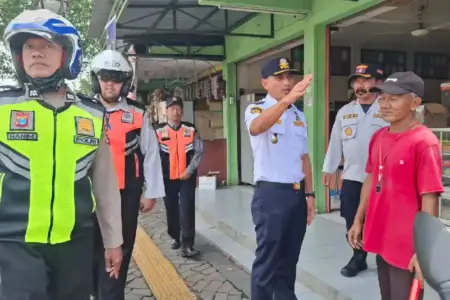 Program parkir berlangganan Kota Mojokerto dinilai memudahkan warga, lebih hemat biaya, dan meningkatkan PAD secara transparan.