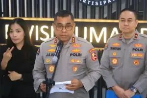 Mudik Lebaran 2026 Lancar, Polri Catat Penurunan Kecelakaan hingga 31 Persen Kepala Divisi Humas Polri, Johnny Eddizon Isir