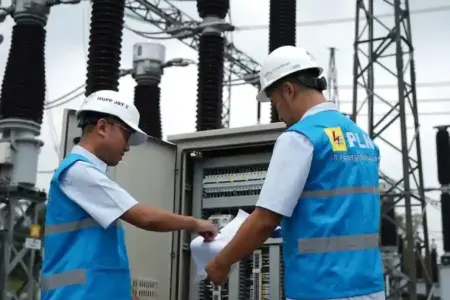 PLN Pasok Listrik 250 MVA ke IKPP Karawang, Dorong Industri Kertas dan Serap 2.500 Tenaga Kerja PLN suplai listrik 250 MVA ke IKPP Karawang, tingkatkan produksi industri kertas dan buka ribuan lapangan kerja baru.