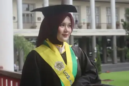 dr. Istiqomah Katin