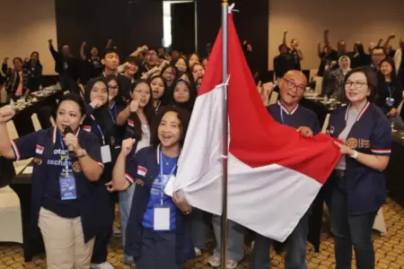 Rotary District 3420 Siapkan Duta Muda Indonesia Lewat Outbound Orientation RYE 2026–2027 Rotary District 3420 gelar Outbound Orientation RYE 2026–2027 di Surabaya untuk siapkan pelajar jadi duta muda Indonesia di dunia.