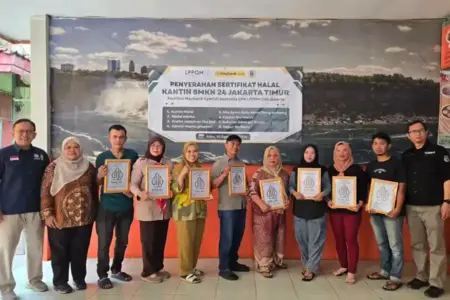 Maybank Indonesia kembangkan ekosistem halal terintegrasi untuk memperluas akses keuangan syariah dan mendorong pertumbuhan sektor strategis.