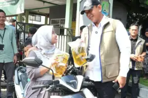 BULOG Pastikan Stok Minyakita Aman, Harga Stabil di Tengah Lonjakan Permintaan BULOG menegaskan stok Minyakita aman dan harga stabil. Distribusi diperkuat untuk jaga pasokan di tengah peningkatan permintaan masyarakat.