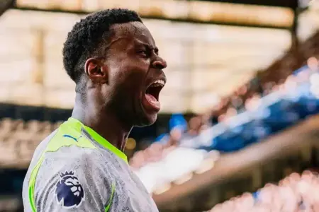 Manchester City Libas Chelsea 3-0 di Stamford Bridge, Tekan Persaingan Gelar Premier League Marc Guéhi usai cetak gol untuk Manchester City. Chelsea tumbang kebobolan tiga gol (sumber foto: facebook @mancity)