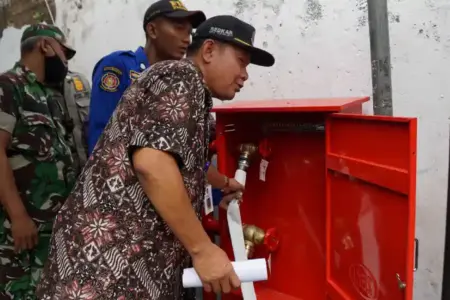 Pemkot Yogyakarta bangun hidran kampung 1,2 km di Suryowijayan senilai Rp874 juta untuk percepat penanganan kebakaran di kawasan padat.