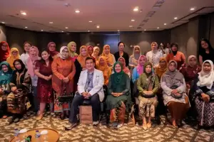 ARTOTEL Yogyakarta gelar Kartini Reborn, angkat isu kesehatan perempuan dan kreativitas lewat talkshow kanker serviks dan workshop jurnal.