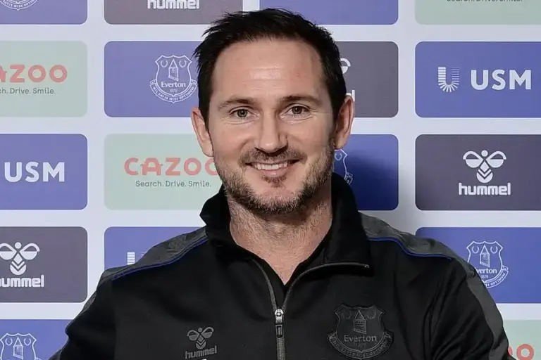 Chelsea Cari Pelatih Baru, Frank Lampard Bakal Balik ke Stamford Bridge? Frank Lampard (sumber foto: instagram @everton)