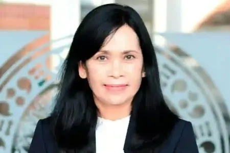 Guru Besar Linguistik Universitas Airlangga, Prof. Dr. Dra. Ni Wayan Sartini, M.Hum.