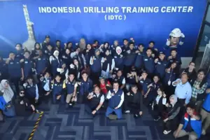 Pertamina Drilling Ajak Mahasiswa Kenal Industri Migas Lewat Kunjungan ke IDTC Pasca IPA Convex 2026 Pertamina Drilling mengenalkan dunia pengeboran migas kepada mahasiswa IPA Convex 2026 melalui kunjungan edukatif ke IDTC Indramayu.
