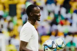 Liverpool Bidik Bek Paris FC Moustapha Mbow, Bek Senegal Ini Tertarik Main di Premier League Moustapha Mbow