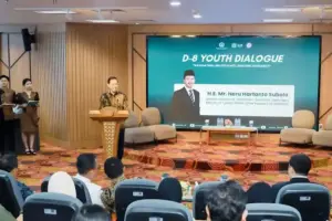 Kemlu RI dan UNAIR mengajak generasi muda memperkuat ketahanan pangan dan energi melalui D-8 Youth Dialogue di Surabaya.