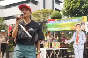 Aksi Program Rokok Murah Nasional di depan Kantor Kementerian Keuangan (foto: Dok CISDI)